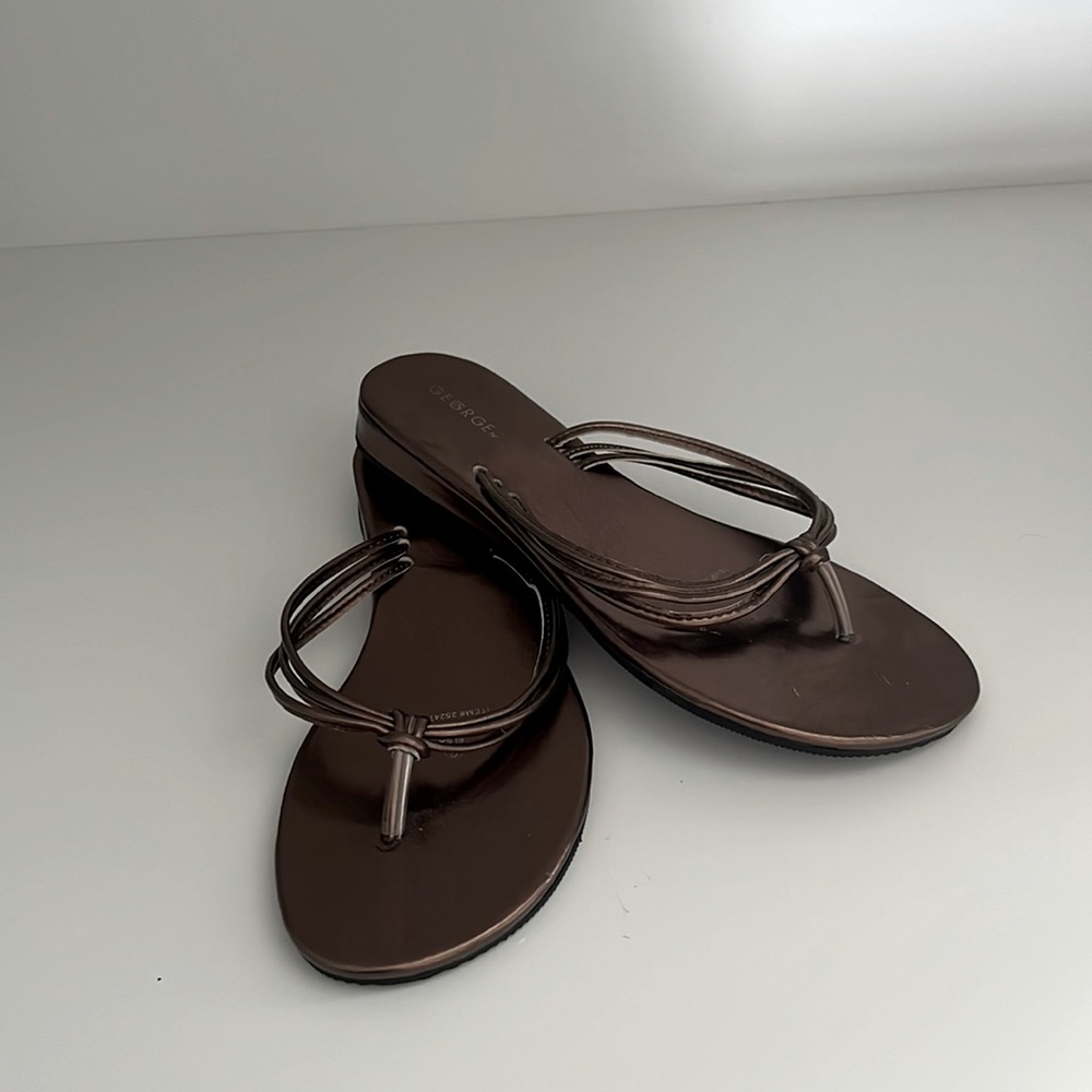 5/$20 🛍Bronze Sandals